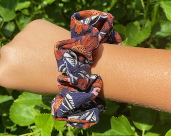 Fall flower scrunchie (boho)