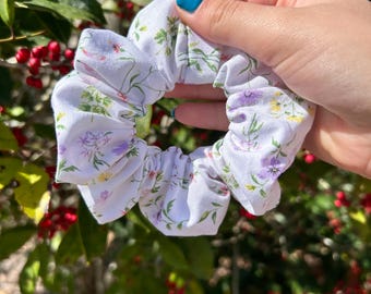 floral scrunchie