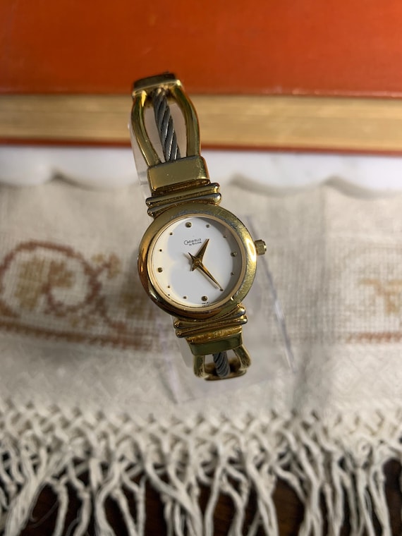 Womens Vintage Caravelle By Bulova Electronic Watch Gold Tone New Battery Vintage Caravelle by Bulova Watch Gold Tone Used Needs  main image 2