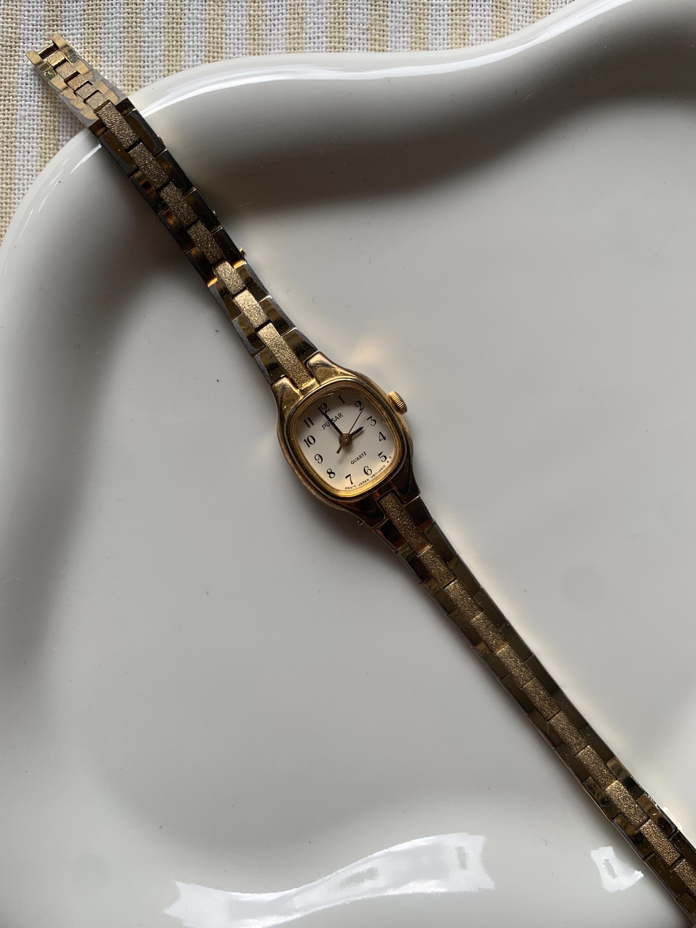 Vintage Dainty Gold Tone Pulsar by Seiko Ladies Watch! New 