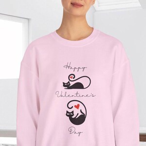 Valentine&#39;s Day Black Cats Sweatshirt, Gildan Crewneck, Mom Girlfriend Gift, Unisex Jumper, Heart Print Top, Love Sweatshirt, Gift for Him