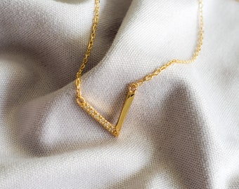 Diamond Chevron V-Shaped Necklace in 14k Solid Gold -  Diamond Pave V Necklace - Dainty Chevron Necklace - Bridesmaid Gift - Birthday Gift