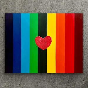 Handgemaakt acrylschilderij: regenboogstrepen met rood hart, 16 x 20
