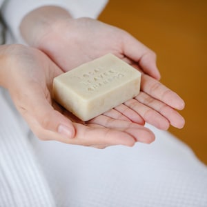 10 Solid Shampoo Bar Recipes and Instructions, Easy DIY, Natural Shampoo Bars, Beginner Friendly Shampoo Making, Homemade Gifts