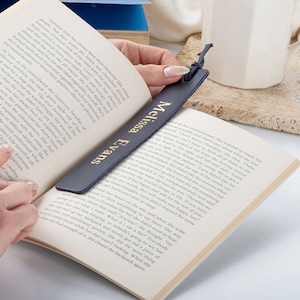 Name Bookmark, Personalized Bookmark, Custom Bookmark, Engraved Bookmark, Gifts for Readers, Best Friend Gifts, Gift for Book Lovers Blauw