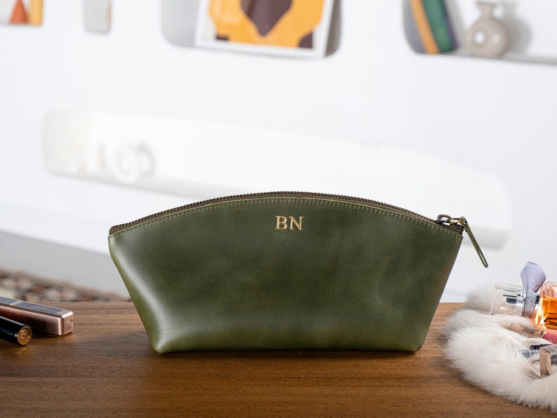 Personalized Makeup Bag, Leather Makeup Bag, Cosmetic Bag for Women, Bridesmaid Makeup Bag, Gift for Her, Monogrammed Makeup Bag, Team Bride Green