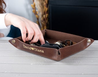 Personalized New Home Gift, Custom Leather Key Tray, Catch All Tray, Leather Tray, Desk Organizer, Dice Rolling Tray, Decorative Tray