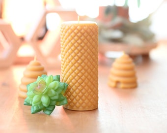 Pure Beeswax Pillar Candle Diamond Pattern