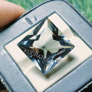 Gray spinel - Etsy 日本