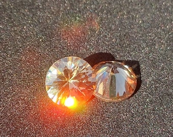 Golden Cubic Zirconia: 10mm Round Faceted CZ Gemstone