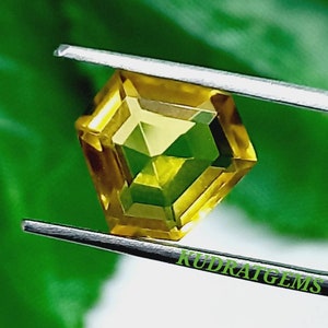 11mm Yellow Sapphire Gemstone Loose Trillion Cut Fancy Shape Ring Size Pendant Necklace Jewelry Make Gift For Her Hydro 7 Hardness Synthetic
