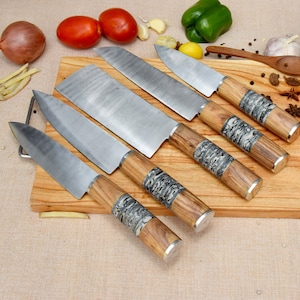 Custom Handmade Damascus steel CHEF&#39;S KNIVE Set of 5Pcs, Damascus Chef knife set, Steel Chef Knife, Kitchen Knives Set. Valentine  gift
