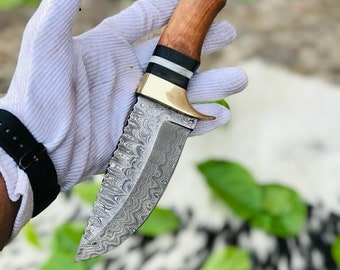 Damascus Skinner knife, Damascus Fixed Blade,Skinner Hunting knife , Viking knife, Forged steel knife,Camping knife Walnut Wood Gift for Him