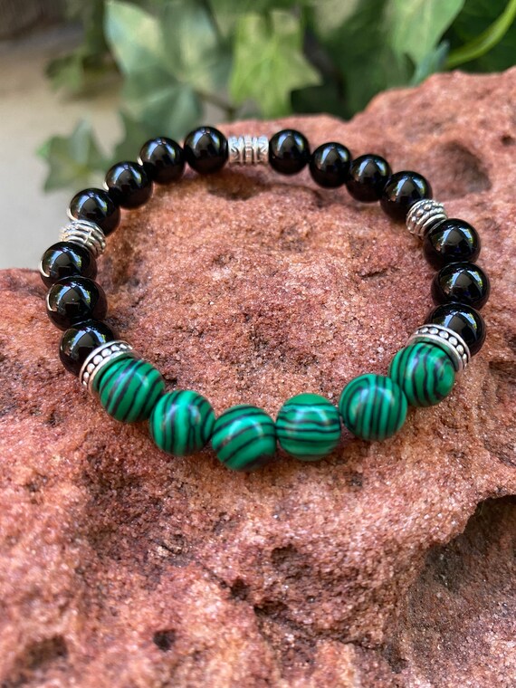 Beads, Green Malachite and black onyx bracelet
