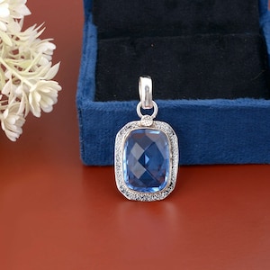 Handmade Swiss Blue Topaz Pendant: 925 Sterling Silver Necklace