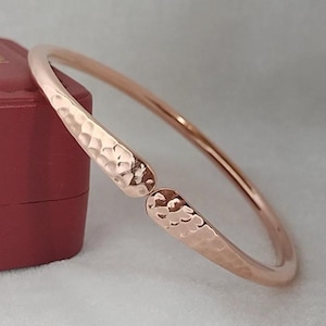 Handmade Hammered Pure Copper Bangle: Adjustable Bohemian Jewelry