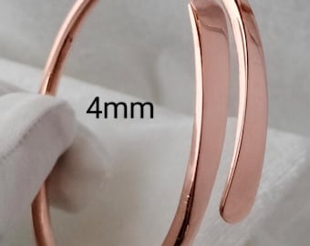 Handgefertigter Armreif aus reinem Kupfer