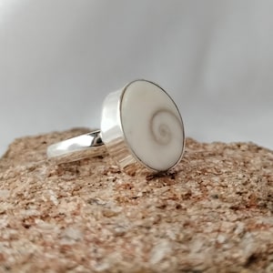 Sterling Silver Shiva Eye Ring: Seashell Operculum Ring