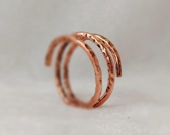 Anillo envolvente de cobre martillado: joyería ajustable de cobre macizo