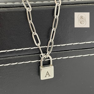 Y2K Padlock Necklace Chain . 90s Style Woman Thin Lock Chain 