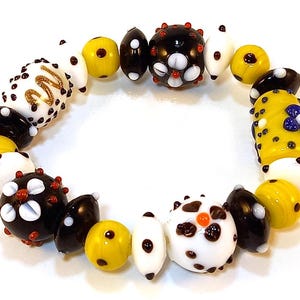 Bracciale Perle Bianche E Cuori Placcato Oro – Elegante E Regolabile, Regalo Per Lei
