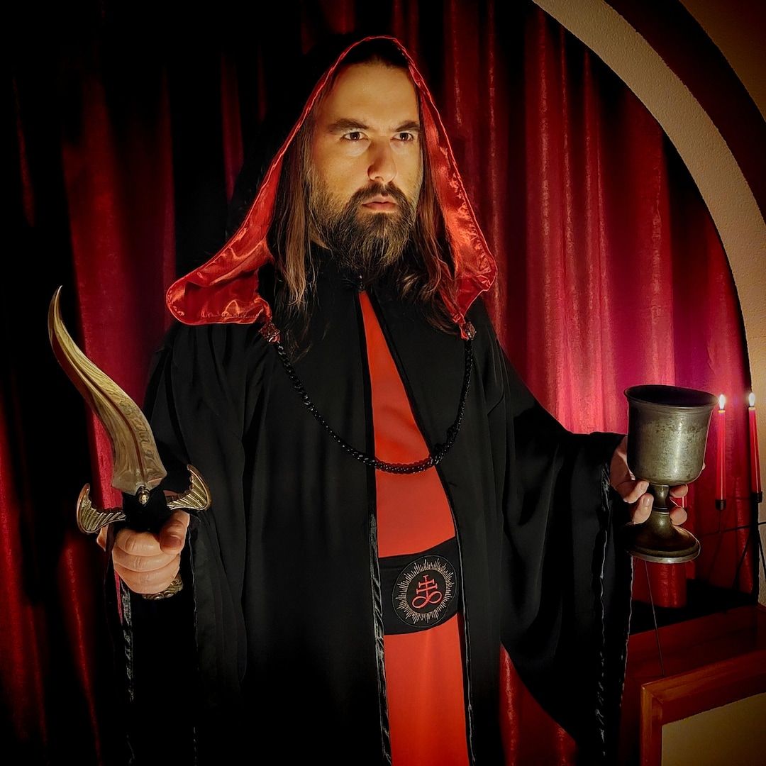 Robe of Leviathan, Robe of Black Mercury, Lucifer, Satan, Alchemy, Seal