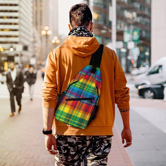 Rainbow Plaid Sling Backpack: Twill Crossbody Bag for Travel  display picture 1