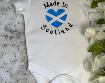 Made In Scotland Baby Grow - St Andrew’s Cross Bodysuit & Bib Gift Set with FREE Delivery