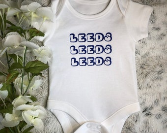 LEEDS Babygrow Northern Pride Bodysuit Pregnancy Announcement New Born Baby Celebration Vest Babyshower Present Christening Birthday Gift