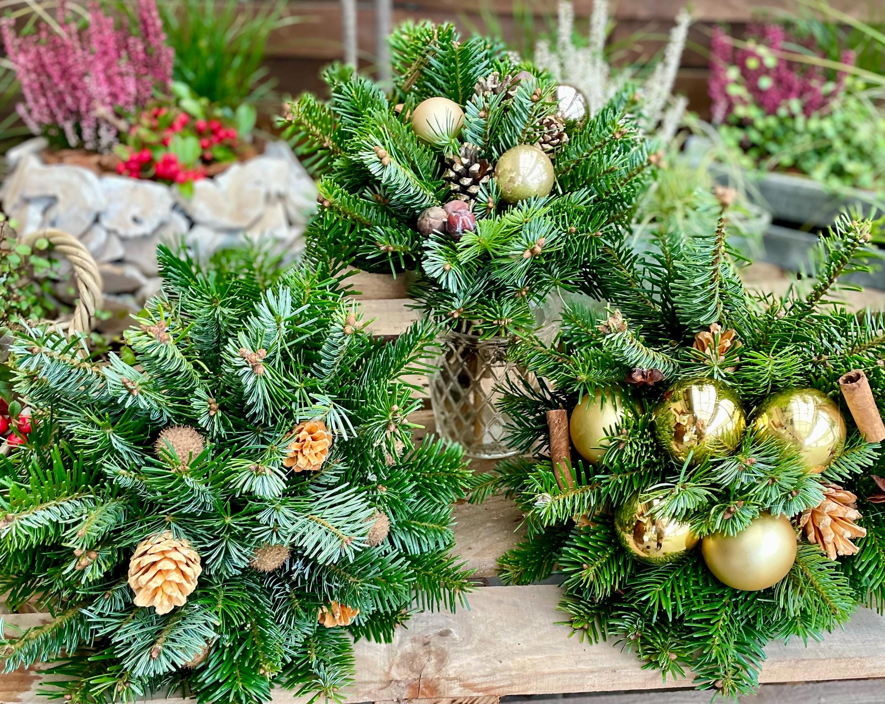 Adventsstrauß