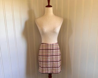 Vintage 90s/Y2K Pink Plaid Mini Skort 6
