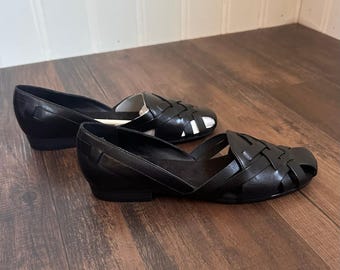 Vintage 90s/Y2K Black Leather Sandals 8.5M