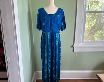 Vintage 90s Cottagecore Vested Blue Dress size M