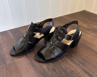 Vintage 80s/90s Cottagecore Black Leather Sandals 9M