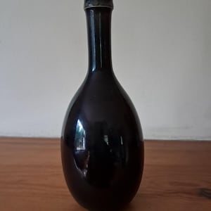 STIG LINDBERG&#39;s Vase, glazed stoneware, for GUSTAVSBERG Studio, signed by studio hand,  17 cm