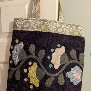 Applique Floral Vines Quilted Tote Pattern PDF