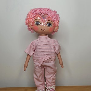 poupée artisanale poupée en tissu poupée fait main hand made doll poupée décoratifs cadeau pour enfant poupée chiffon image 2