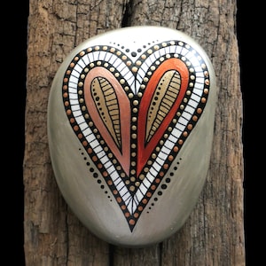 Hand Painted Heart Stone - Rock - Hand Made - Metallic - Shiny - Perfect Gift - Birthday - Mothers Day - Friend - Love - Wedding - Memorial