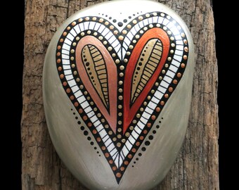 Hand Painted Heart Stone - Rock - Hand Made - Metallic - Shiny - Perfect Gift - Birthday - Mothers Day - Friend - Love - Wedding - Memorial