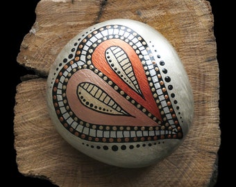 Hand Painted Heart Stone - Rock - Hand Made - Metallic - Shiny - Perfect Gift - Birthday - Mothers Day - Friend - Love - Wedding - Memorial