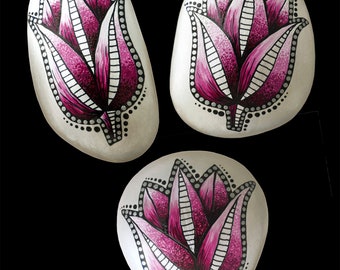 Mandala Stone Rock - Flower Tulip - Hand Made - Hand Painted - Metallic Shiny - Gift - Birthday - Mothers Day - Friend - Wedding - Memorial