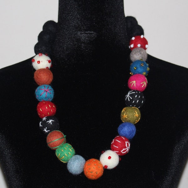 Handmade felt Ball Necklace. Wool Necklace with beads and hand stitches. Stylish and Versatile Necklace. Gift for her.