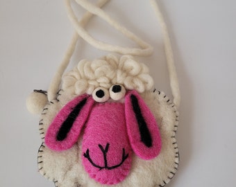 Sheep Shoulder Bag, Adorable Felt Bag. Handmade Wool Felt Bag, Felted Wool Shoulder Bag. Beautiful Felt bag for kids, Great gift felt item.