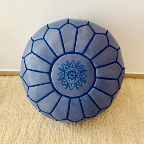 Pouf / ottoman en cuir de vache traité sans odeur - couleur bleue