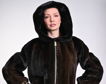 Giubbotto Bomber in Visone Bicolore Marrone - Nero con Cappuccio Unisex