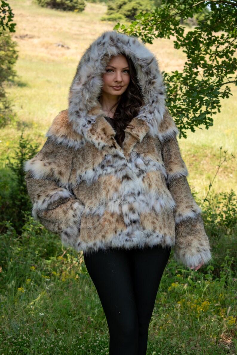 Lynx Fur Jacket Horizontal with Hood