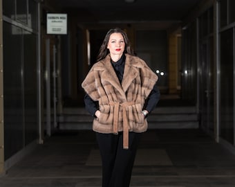 Nuovo gilet italiano in pelliccia di visone color cappuccino