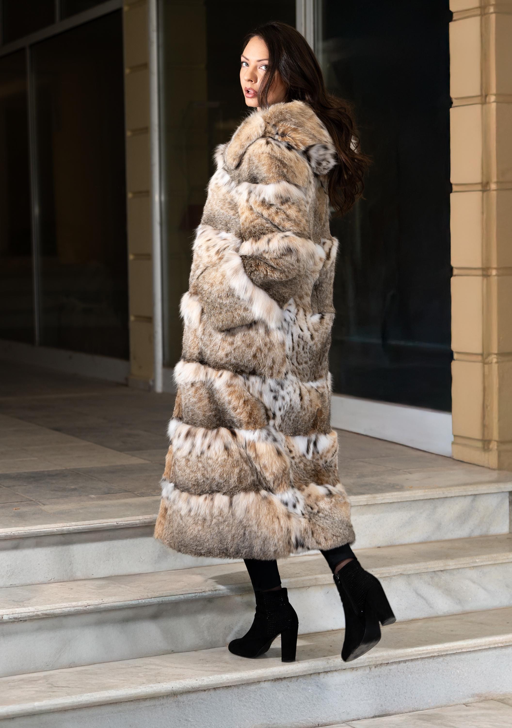 Horizontal Lynx Fur Coat With Hood – Handmade Luxury Winter Coat