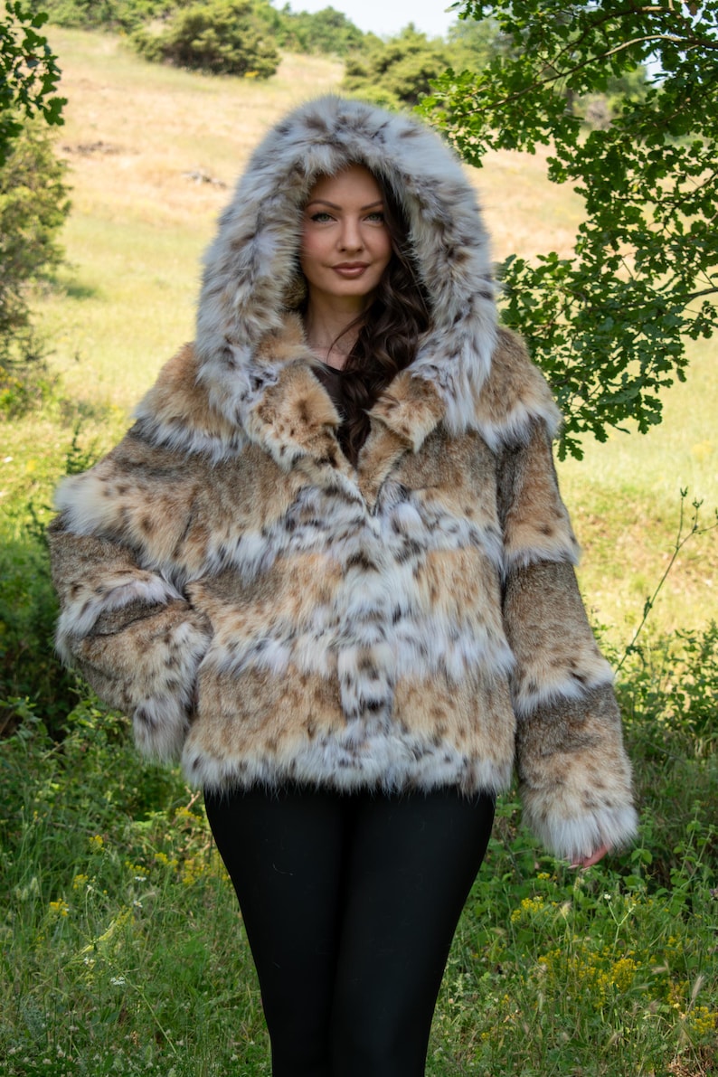 Lynx Fur Jacket Horizontal with Hood