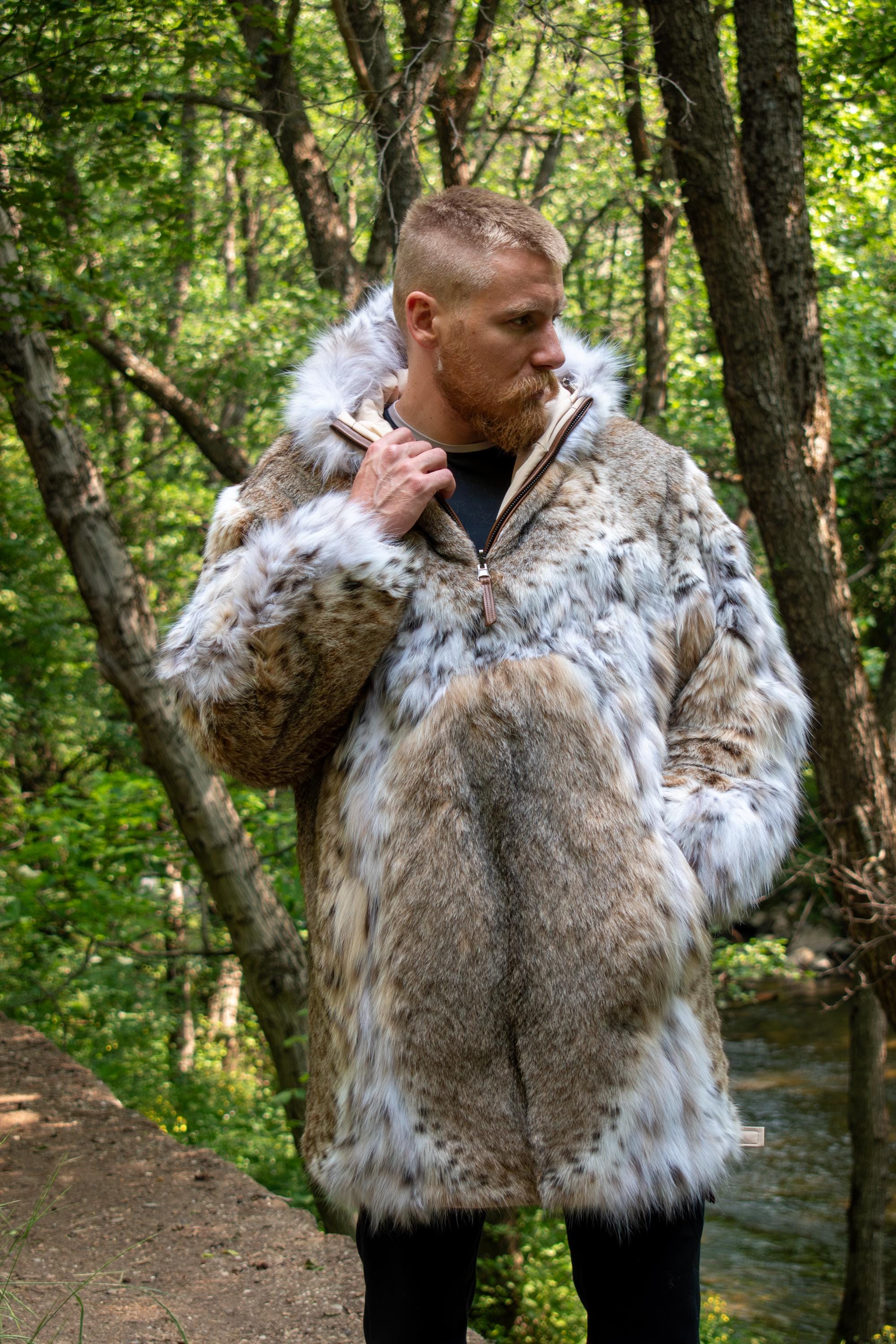 Lynx Doubleface Fur Jacket With Hood and 2 Zippers – Stylish